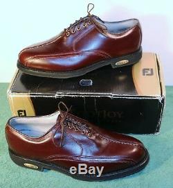 NEW IN BOX Mens 10.5 D M FootJoy Classics Tour Style 51765 Brown Golf Shoes