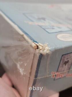 Nintendo SNES OFFICIAL Tee V GOLF VIRTUAL GOLF CLUB New SEALED (Box Damage)