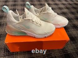 Women's New With Box Nike Air Max 270 G Golf Shoes Size 6